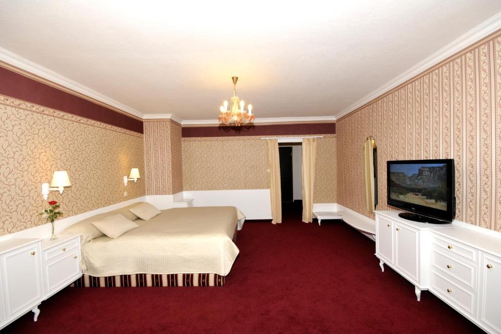 Hotel Ostrov นิมบูร์ค ห้อง รูปภาพ