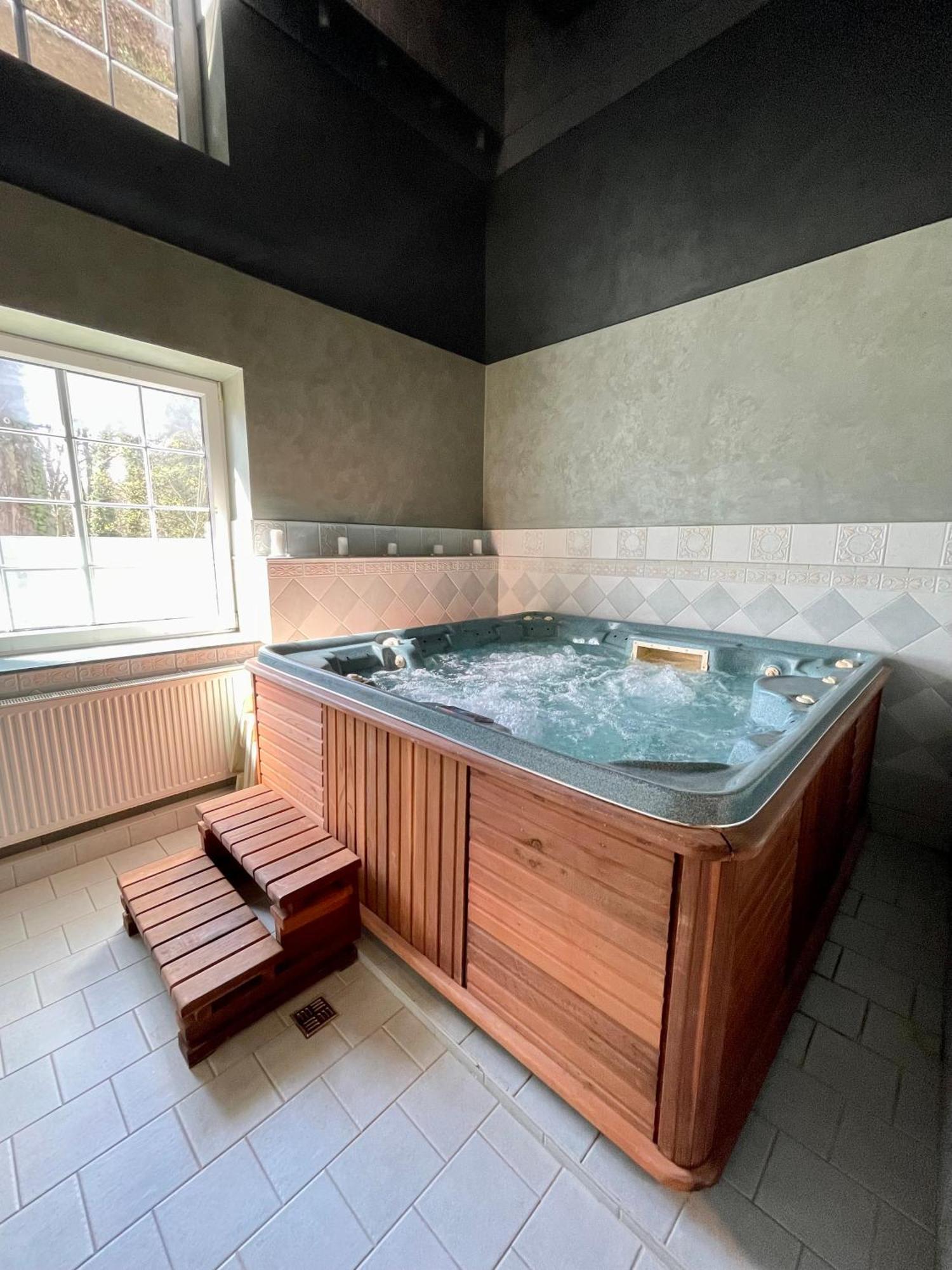 Hotel Ostrov นิมบูร์ค ภายนอก รูปภาพ