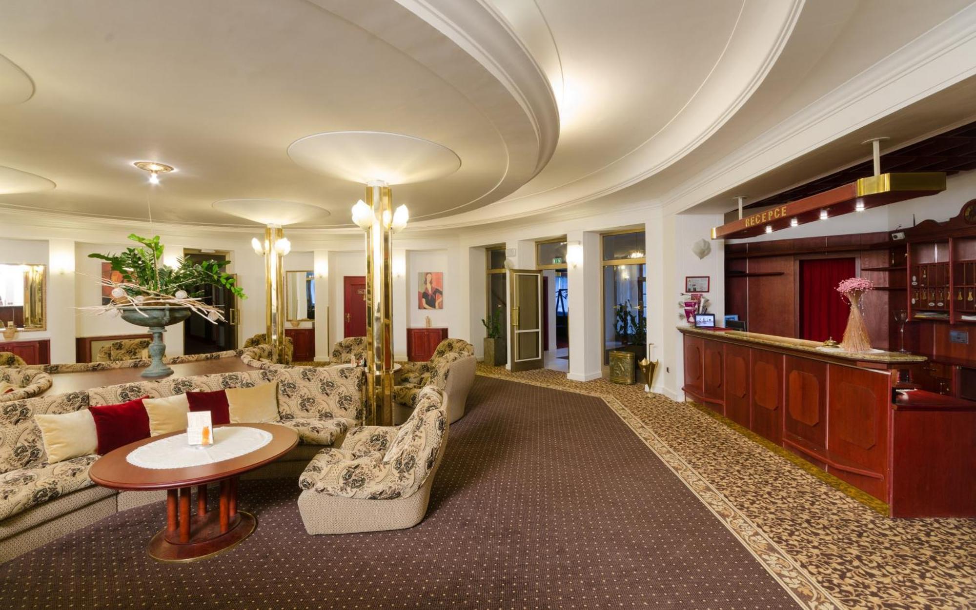 Hotel Ostrov นิมบูร์ค ภายนอก รูปภาพ