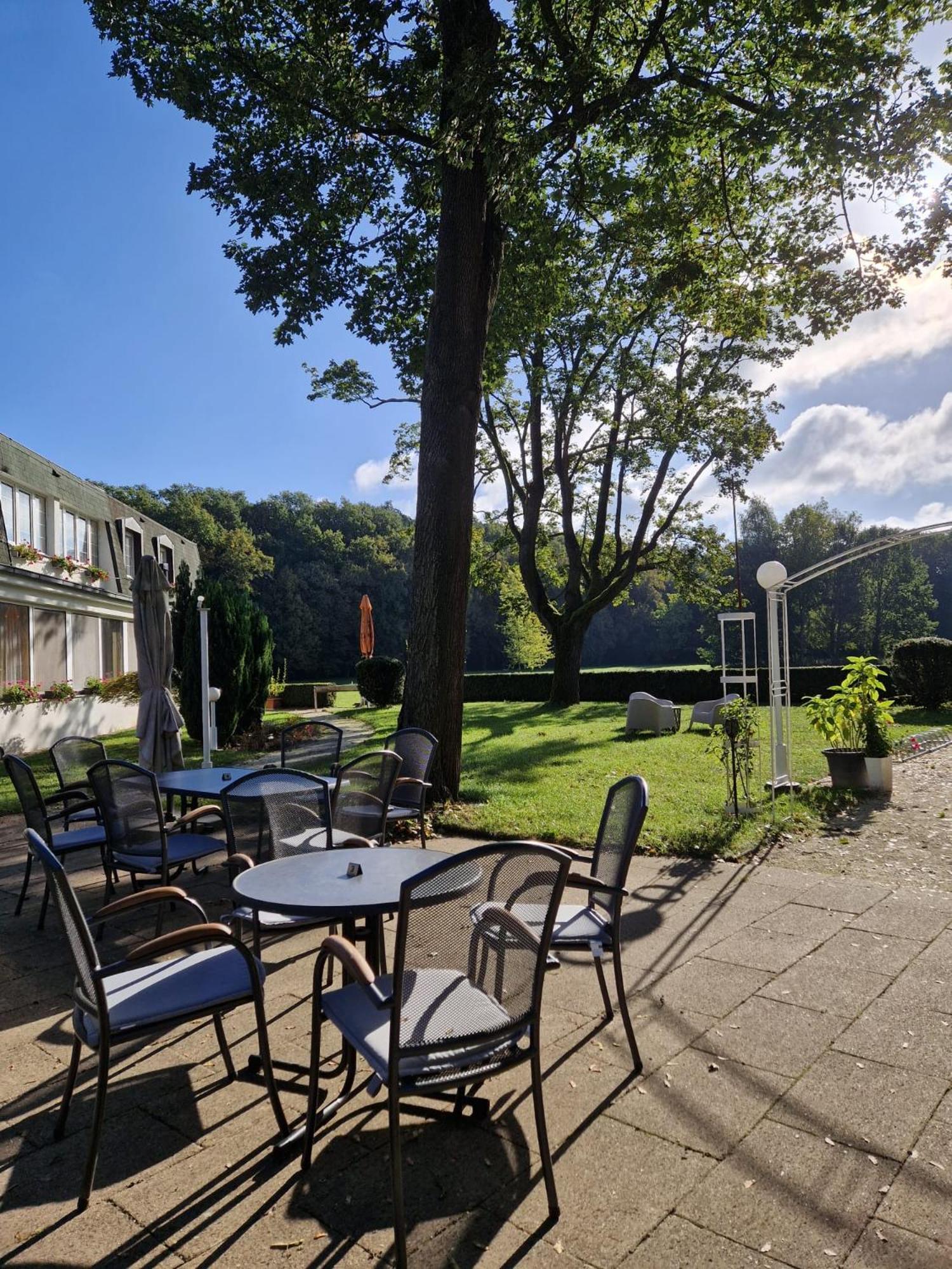 Hotel Ostrov นิมบูร์ค ภายนอก รูปภาพ